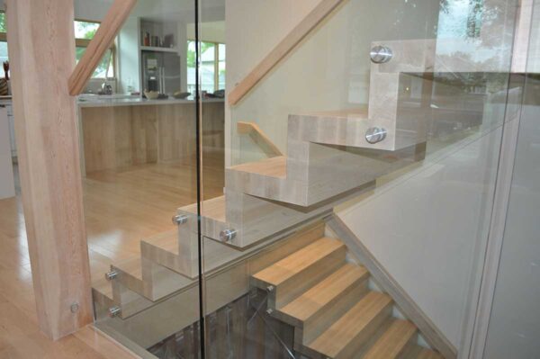 Zig Zag Maple Straight Stair SSR