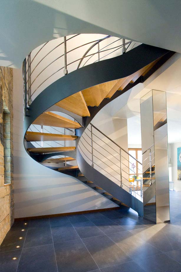 Curved Open Riser Stair with Horizonal Stainless Steel Railing SSR
