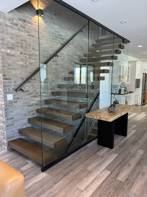 Halliday Cantilever Stair - Sideview - SSR95
